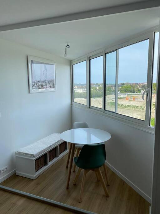 T2 Refait A Neuf Apartment Cabourg Exterior photo